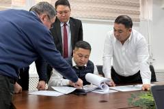 photo_5215332565554763149_w