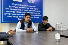 photo_5418136823873082062_w