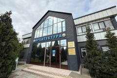 photo_5418136823873082103_w