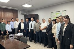 photo_5381965506954335325_w