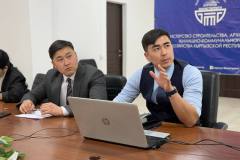 photo_5463342162117332725_w